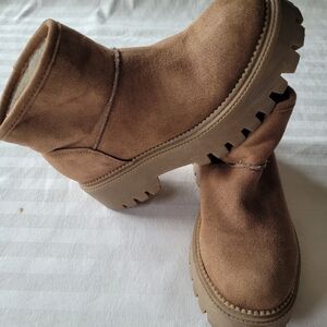 Dolce Vita Tan Suede Chunky Lug Sole Ankle Boots